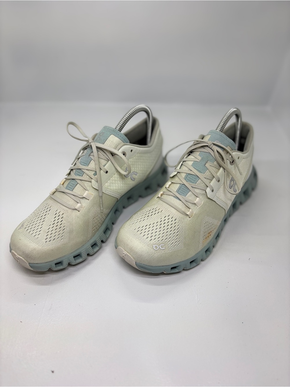 On Cloudswift Women’s 8 Glacier White Running Sneakers - Picture 2 of 15